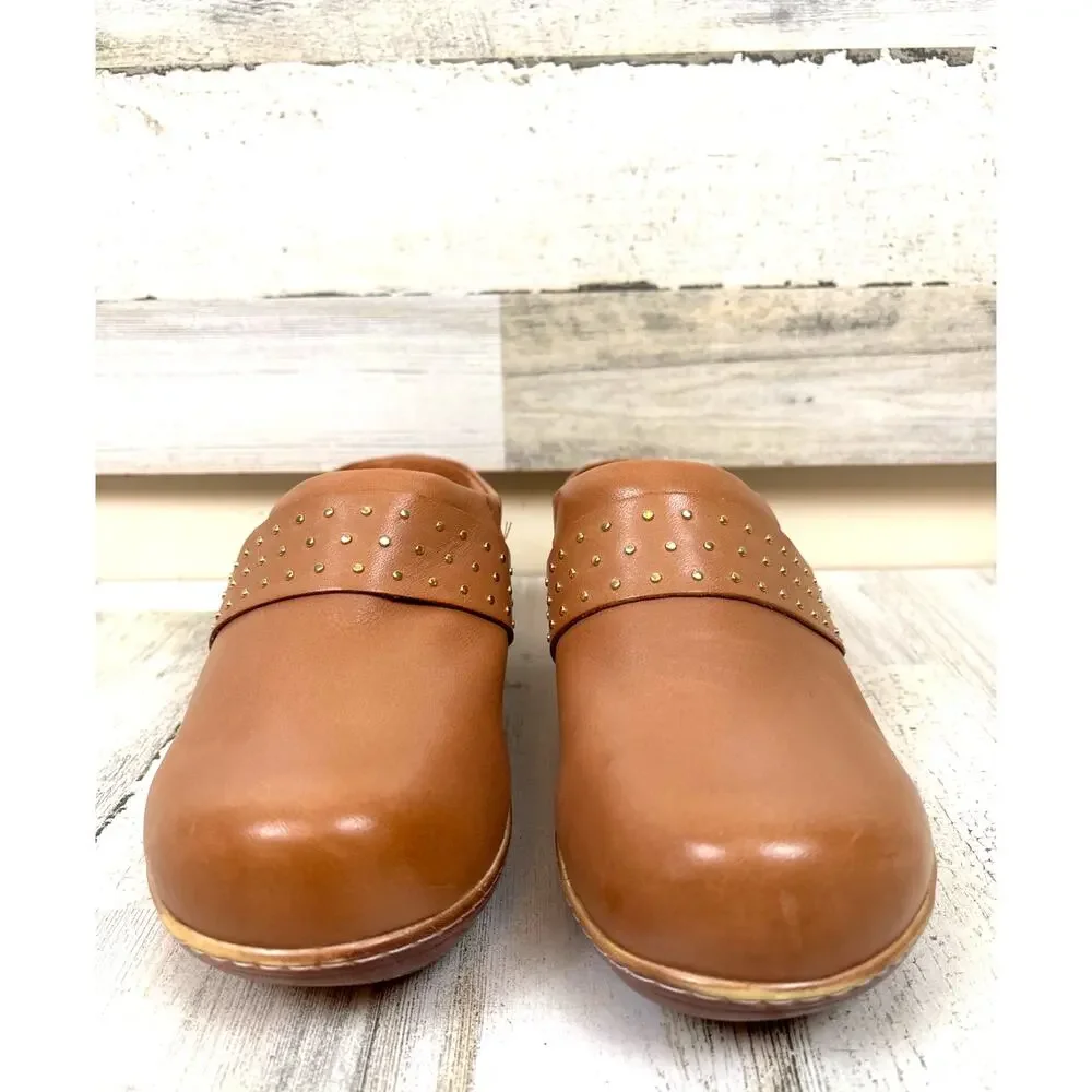 SoftWalk Marana Mule Clogs Womens 9W Tan Leather Studded Comfort Shoes